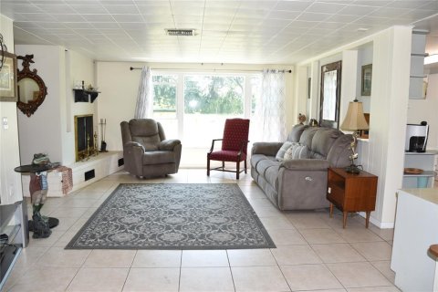 House in Lakeland, Florida 3 bedrooms, 137.96 sq.m. № 1535678 - photo 4