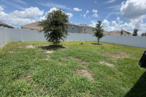 Casa en alquiler en Kissimmee, Florida, 4 dormitorios, 171.5 m2 № 2096892 - foto 30