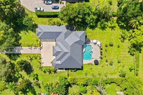 Villa ou maison à louer à Parkland, Floride: 6 chambres, 356.93 m2 № 1946027 - photo 4