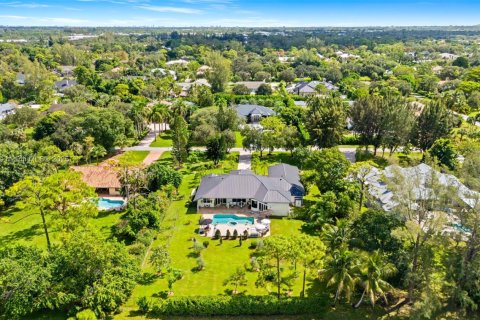 Villa ou maison à louer à Parkland, Floride: 6 chambres, 356.93 m2 № 1946027 - photo 6