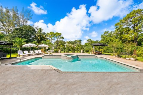 Villa ou maison à louer à Parkland, Floride: 6 chambres, 356.93 m2 № 1946027 - photo 8