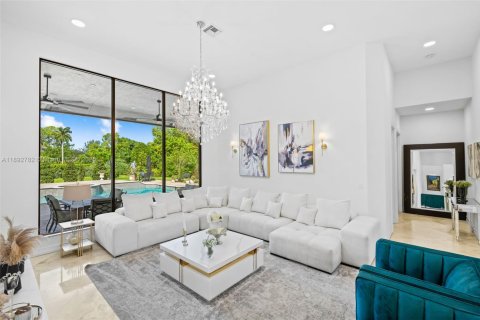 Villa ou maison à louer à Parkland, Floride: 6 chambres, 356.93 m2 № 1946027 - photo 20