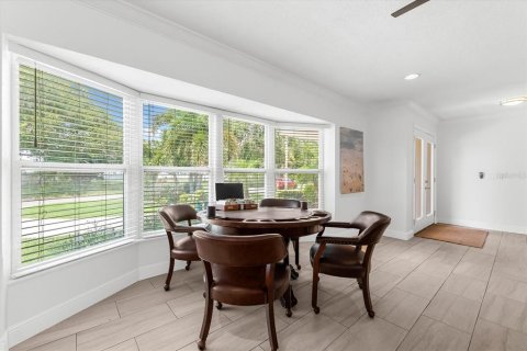 Casa en venta en Palm Harbor, Florida, 4 dormitorios, 211.72 m2 № 1914475 - foto 17