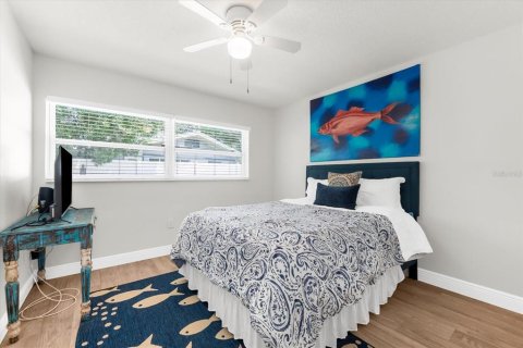 Casa en venta en Palm Harbor, Florida, 4 dormitorios, 211.72 m2 № 1914475 - foto 26