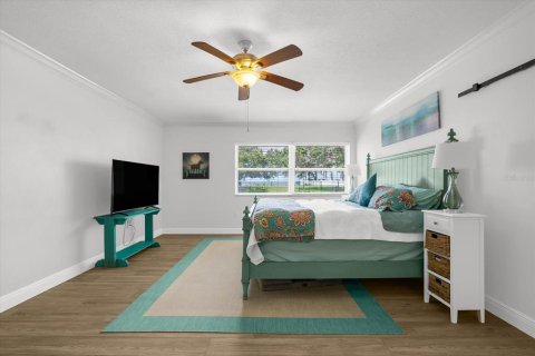 Casa en venta en Palm Harbor, Florida, 4 dormitorios, 211.72 m2 № 1914475 - foto 22