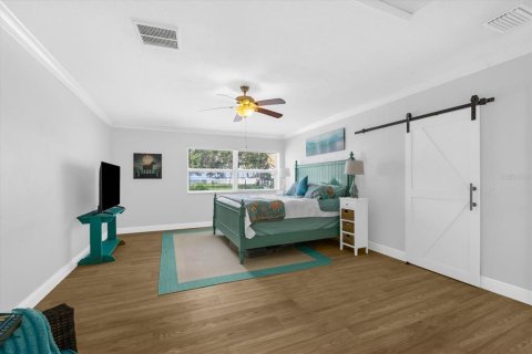 Casa en venta en Palm Harbor, Florida, 4 dormitorios, 211.72 m2 № 1914475 - foto 19