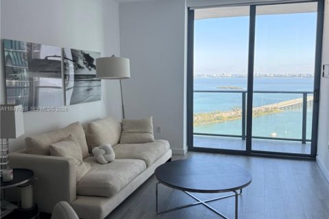 Снять в аренду квартиру в Майами, Флорида 1 спальня, 61.5м2, № 2004783 - фото 30