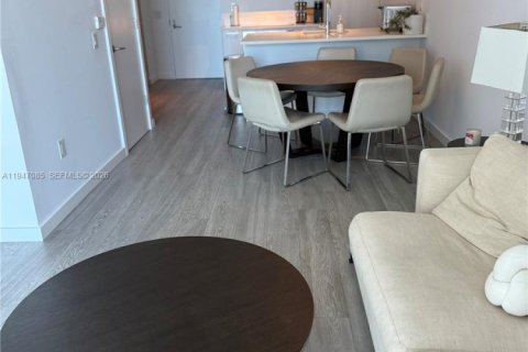 Снять в аренду квартиру в Майами, Флорида 1 спальня, 61.5м2, № 2004783 - фото 15