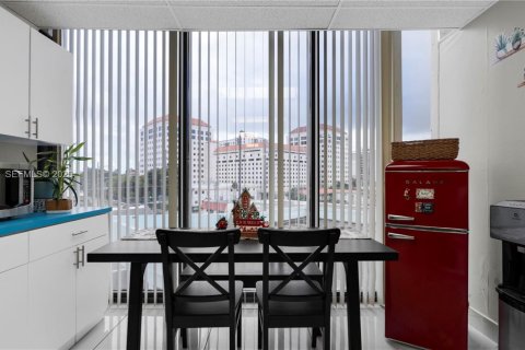 Immobilier commercial à vendre à Coral Gables, Floride № 1976665 - photo 17