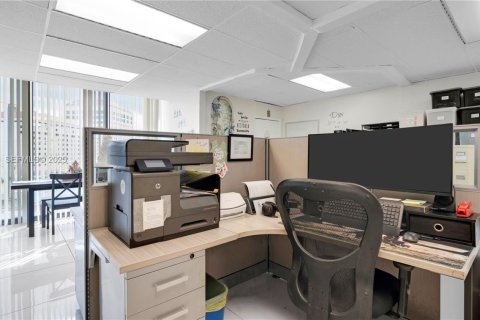 Immobilier commercial à vendre à Coral Gables, Floride № 1976665 - photo 14