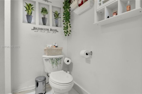 Immobilier commercial à vendre à Coral Gables, Floride № 1976665 - photo 19