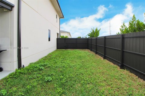 Villa ou maison à louer à Florida City, Floride: 5 chambres, 176.7 m2 № 2384858 - photo 5