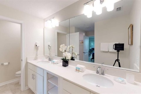 Condominio en venta en Kissimmee, Florida, 3 dormitorios, 123.47 m2 № 2200861 - foto 10