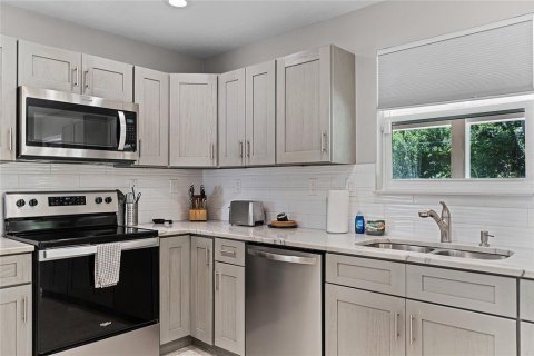 Casa en venta en Daytona Beach, Florida, 3 dormitorios, 135.82 m2 № 1876276 - foto 19