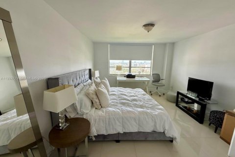 Copropriété à vendre à Aventura, Floride: 2 chambres, 98.29 m2 № 2189962 - photo 4