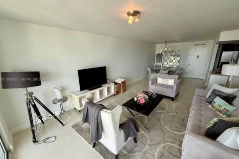 Copropriété à vendre à Aventura, Floride: 2 chambres, 98.29 m2 № 2189962 - photo 2