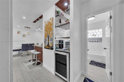 Купить виллу или дом в Форт-Лодердейл, Флорида 3 спальни, 127.28м2, № 1958344 - фото 10