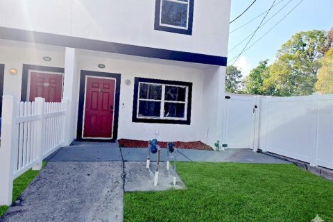 Commercial property in Tampa, Florida 666.67 sq.m. № 2093425 - photo 14