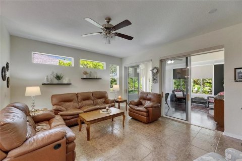 Copropriété à louer à Sun City Center, Floride: 2 chambres, 131.36 m2 № 2115213 - photo 6