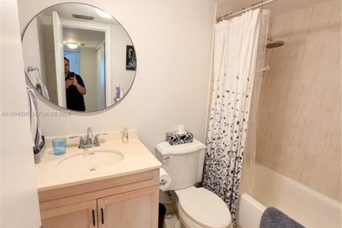 Condominio en venta en Miami, Florida, 2 dormitorios, 100.98 m2 № 2056307 - foto 8