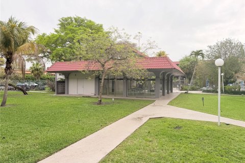 Condominio en venta en Miami, Florida, 2 dormitorios, 100.98 m2 № 2056307 - foto 3