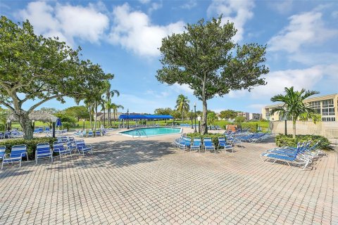 Copropriété à vendre à Sunrise, Floride: 1 chambre, 54.81 m2 № 1999149 - photo 3