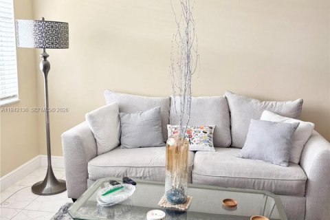 Copropriété à vendre à Sunrise, Floride: 1 chambre, 54.81 m2 № 1999149 - photo 7