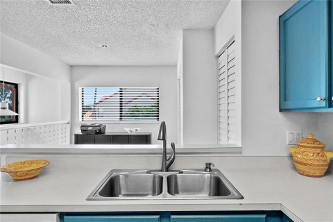 Copropriété à vendre à Winter Haven, Floride: 2 chambres, 100.15 m2 № 1918066 - photo 20