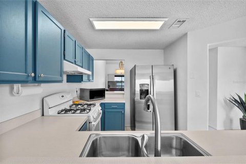 Copropriété à vendre à Winter Haven, Floride: 2 chambres, 100.15 m2 № 1918066 - photo 21