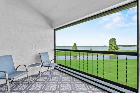 Copropriété à vendre à Winter Haven, Floride: 2 chambres, 100.15 m2 № 1918066 - photo 9