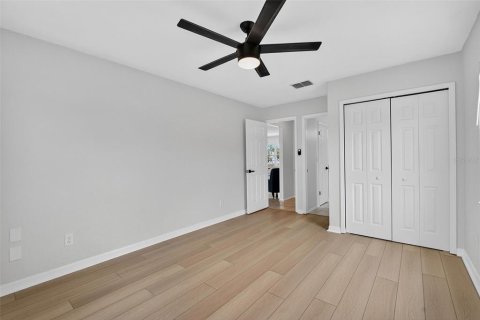 House in Spring Hill, Florida 2 bedrooms, 111.85 sq.m. № 1856755 - photo 24