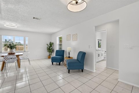 House in Spring Hill, Florida 2 bedrooms, 111.85 sq.m. № 1856755 - photo 20