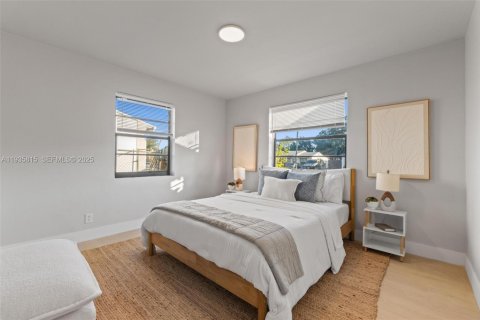 Casa en venta en Hollywood, Florida, 3 dormitorios, 93.55 m2 № 1993962 - foto 18