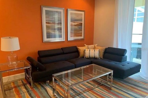Touwnhouse à vendre à Clermont, Floride: 3 chambres, 139.45 m2 № 2102503 - photo 5