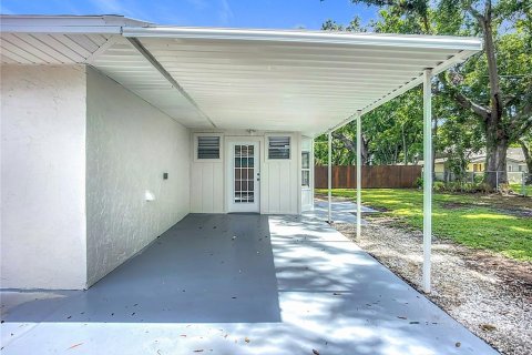 House in Bradenton, Florida 3 bedrooms, 165.74 sq.m. № 1832720 - photo 24