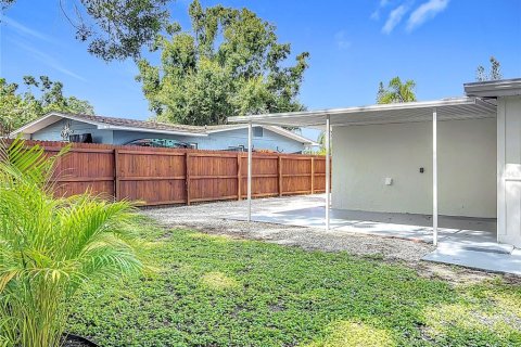 House in Bradenton, Florida 3 bedrooms, 165.74 sq.m. № 1832720 - photo 27