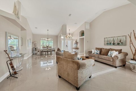 House in Port Charlotte, Florida 3 bedrooms, 231.51 sq.m. № 1736363 - photo 7