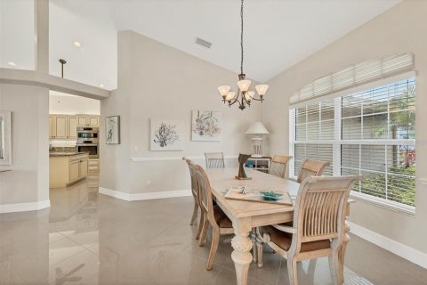 House in Port Charlotte, Florida 3 bedrooms, 231.51 sq.m. № 1736363 - photo 10