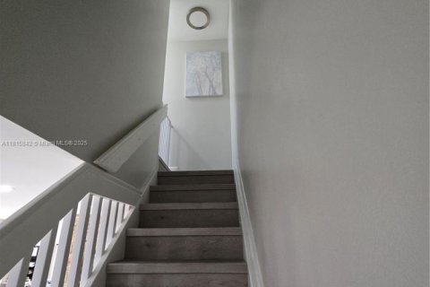 Townhouse in Pembroke Pines, Florida 2 bedrooms, 145.86 sq.m. № 1768502 - photo 11