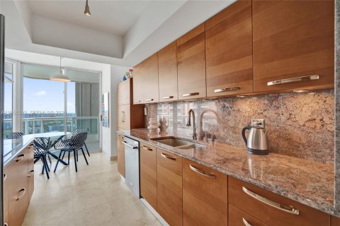 Condo in Aventura, Florida, 3 bedrooms  № 2010262 - photo 11