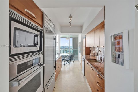 Condo in Aventura, Florida, 3 bedrooms  № 2010262 - photo 14