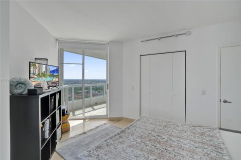 Condo in Aventura, Florida, 3 bedrooms  № 2010262 - photo 30