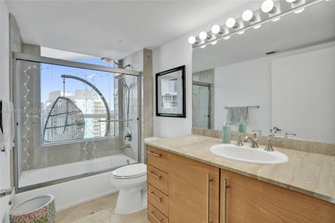 Condo in Aventura, Florida, 3 bedrooms  № 2010262 - photo 27