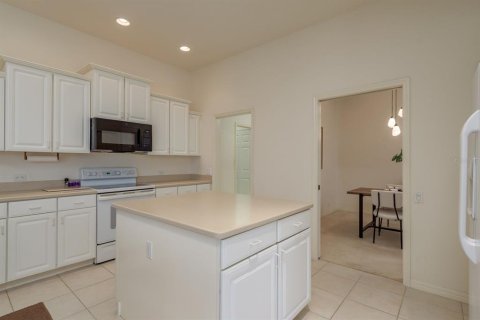 House in Venice, Florida 4 bedrooms, 278.99 sq.m. № 1758415 - photo 11