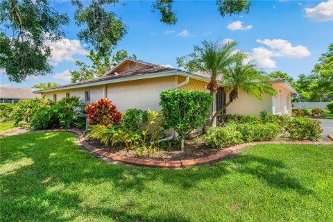 Casa en venta en Sarasota, Florida, 2 dormitorios, 129.13 m2 № 1805344 - foto 3