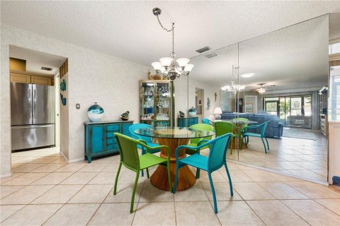 Casa en venta en Sarasota, Florida, 2 dormitorios, 129.13 m2 № 1805344 - foto 8