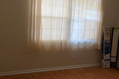 Copropriété à louer à Pembroke Pines, Floride: 2 chambres, 110.74 m2 № 2247760 - photo 5