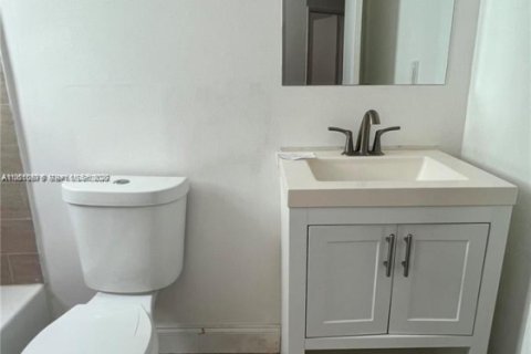 Купить кондоминиум в Майами-Бич, Флорида 40.6м2, № 2039235 - фото 16