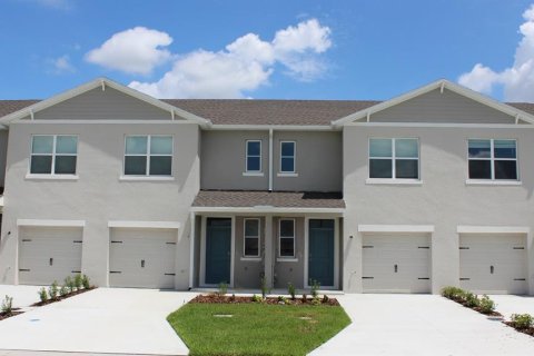 Casa en Lake Wales, Florida 3 dormitorios, 135.92 m2 № 2156923