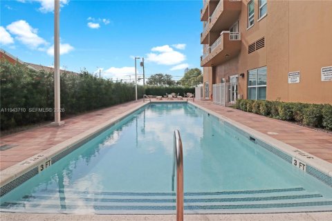 Condominio en venta en Miami, Florida, 1 dormitorio, 64.47 m2 № 2001610 - foto 16